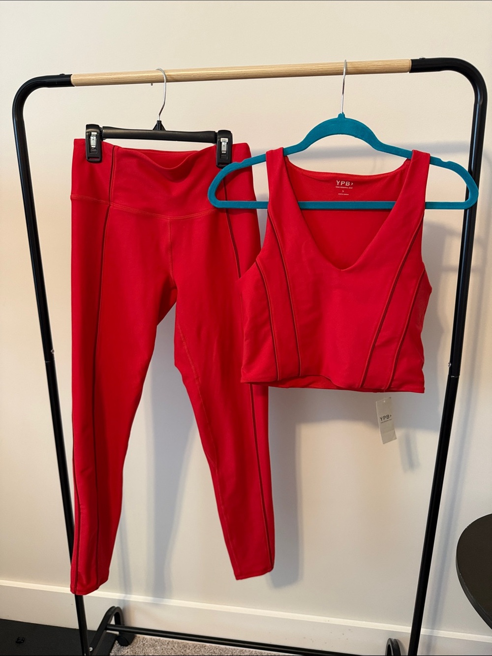 Abercrombie & Fitch Bright Red Leggings and V-Neck Crop Tank